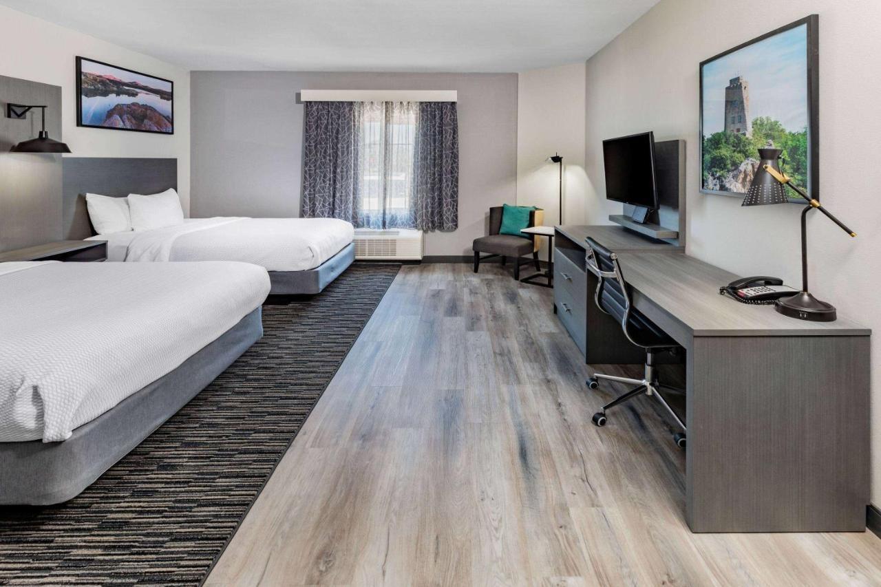 La Quinta Inn & Suites By Wyndham Ардмор Экстерьер фото