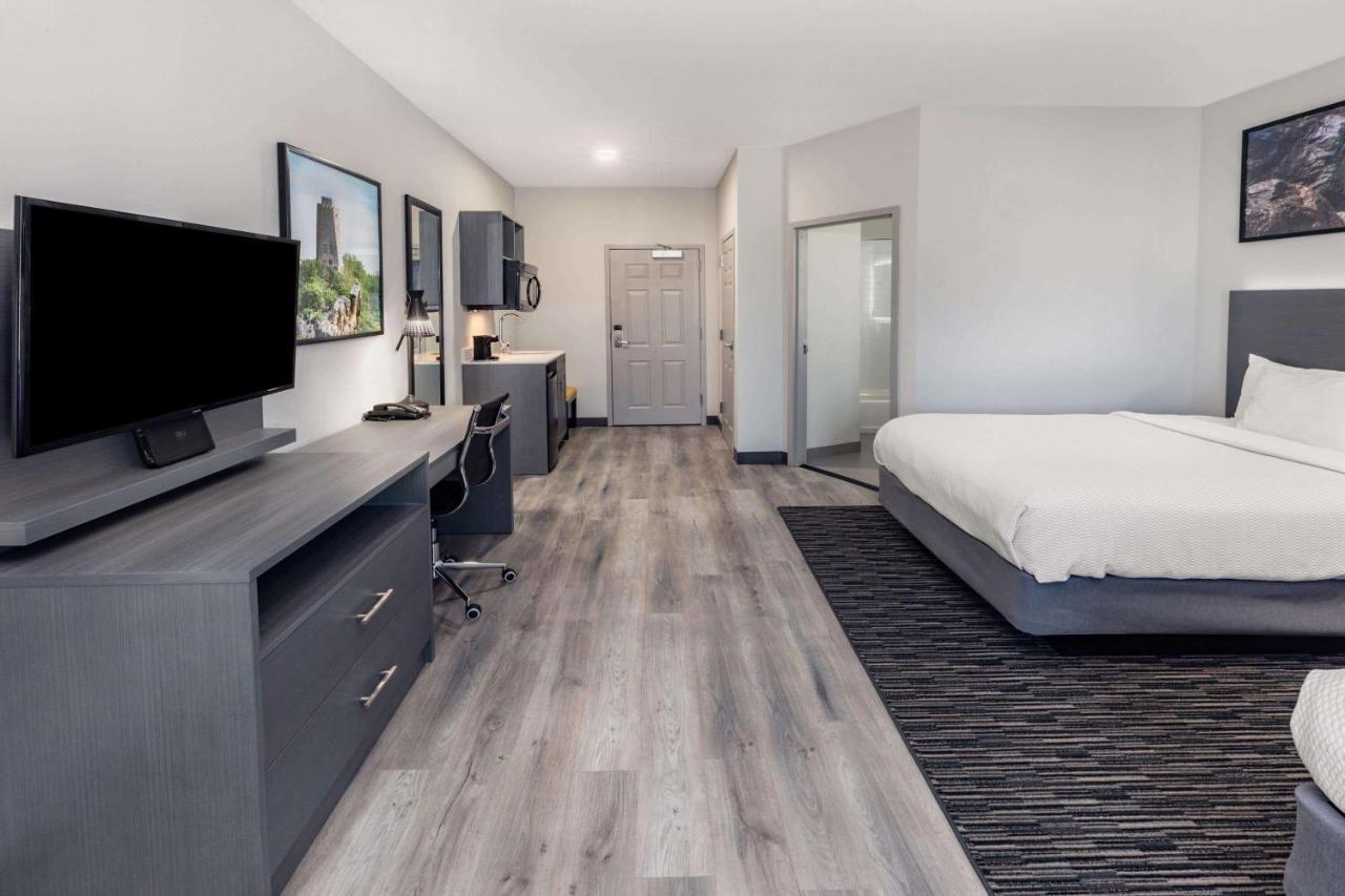 La Quinta Inn & Suites By Wyndham Ардмор Экстерьер фото