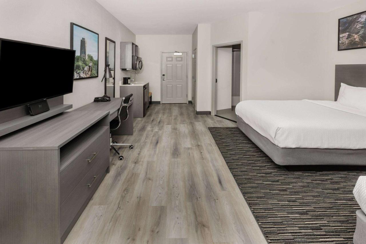 La Quinta Inn & Suites By Wyndham Ардмор Экстерьер фото